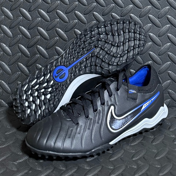 Nike Athletic Turf Soccer Cleats Black Blue Mens Size‎ 5.5 Womens Size 7 - Picture 1 of 6